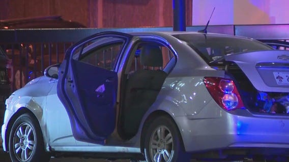 Milwaukee downtown crime scene after shooting, 3 hospitalized