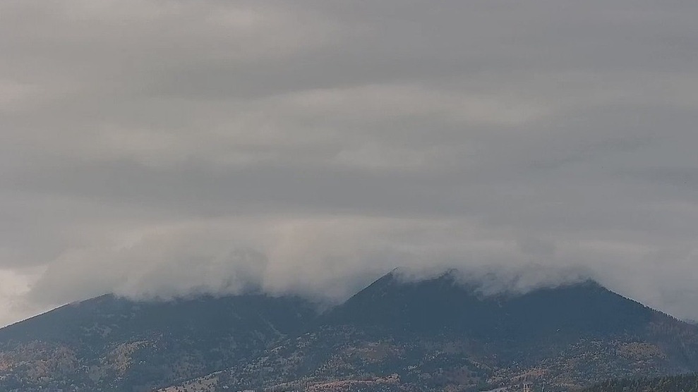 2 lightning strike victims rescued off Arizona mountain