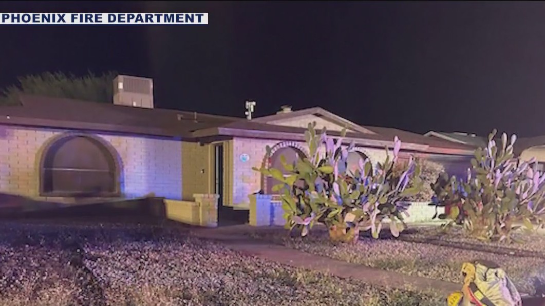 4 Phoenix residents displaced, home severely damaged in fire | FOX 10 ...