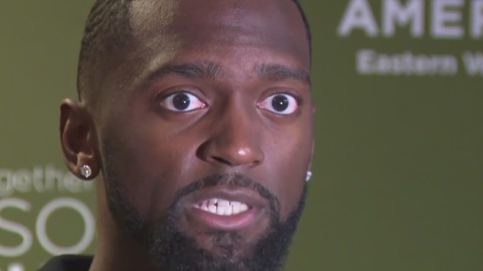 Portis serves up sandwiches and strikes to help feed Wisconsin