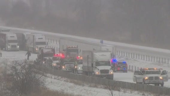Washington County I-41 SB 30-car crash, 3 hurt