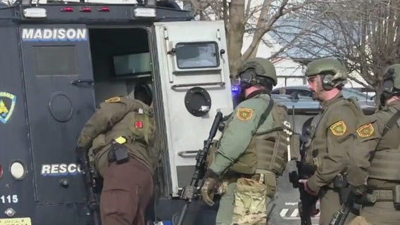 Gunshot closes Wisconsin polling site, 75-year-old man arrested