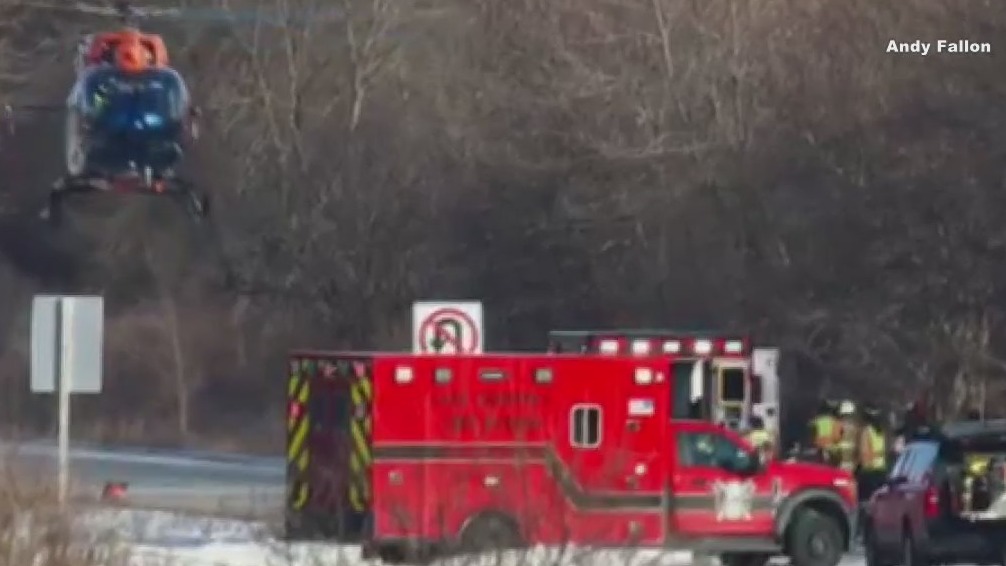 Waukesha wrong-way crash on STH 16; 1 dead, 1 injured