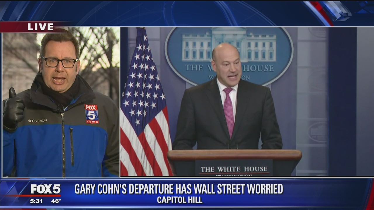 Stocks wobble as Trump's top economic adviser departs