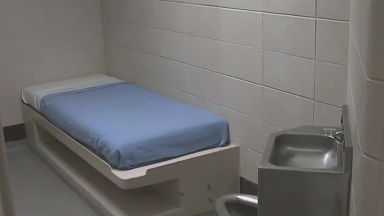 Milwaukee County Jail death, man found unconscious in cell | FOX6 Milwaukee