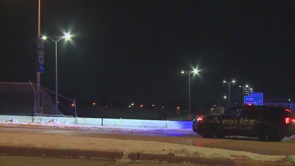 Woman arrested for OWI after crashing off freeway | FOX6 Milwaukee