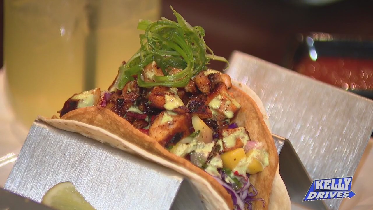 Tacos and Sushi at Del Pez Mexican Gastropub