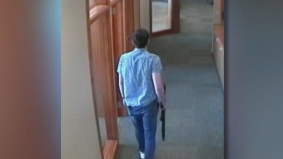 Louisville bank shooting: Bodycam footage shows officers under fire