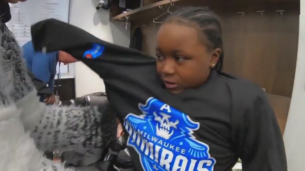 Milwaukee Admirals introduce hockey to 1st-time skaters