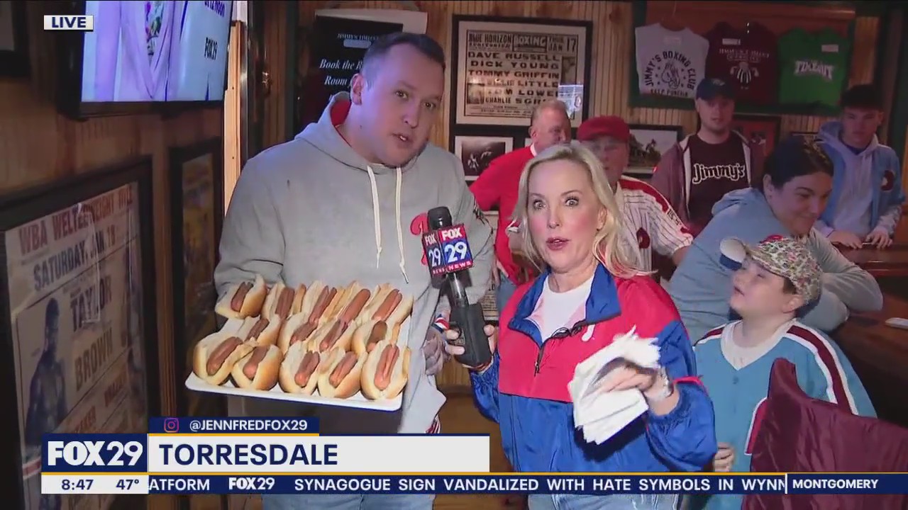 Jimmy's Timeout Sports Pub offering dollar dog special for every Phillies game