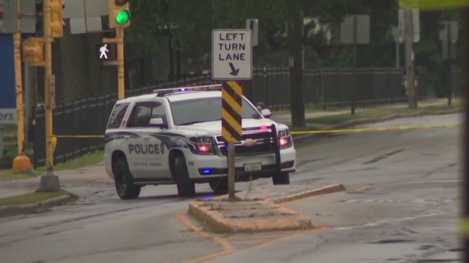 St. Francis crash: Milwaukee jogger hit