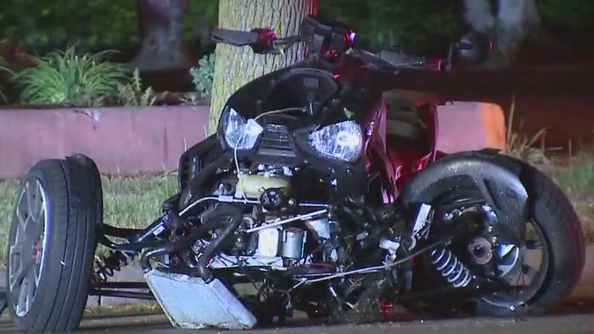 Thiensville Can-Am trike crash, Milwaukee woman ejected