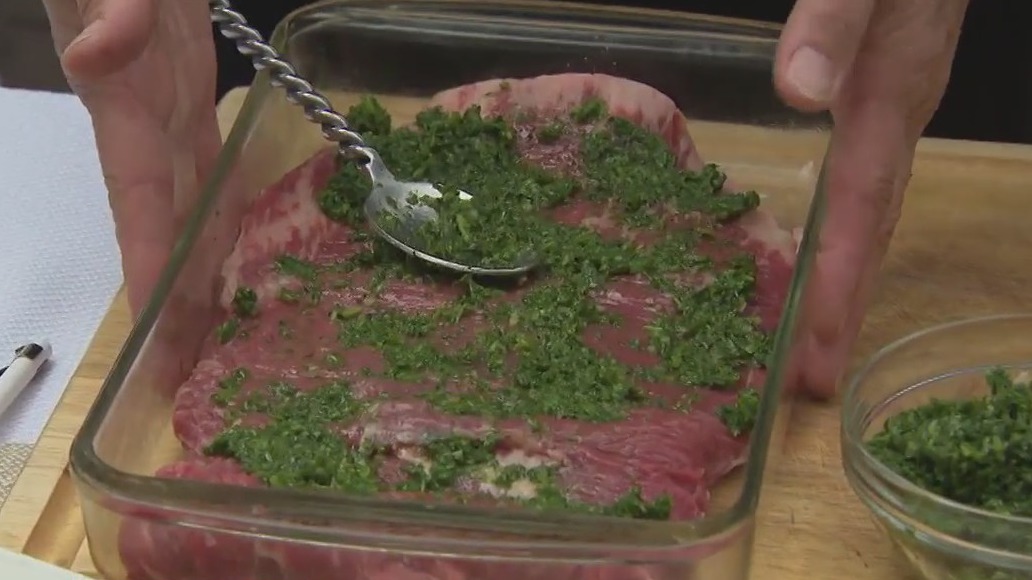 Mediterranean Beef Flank Steak Pitas: recipe