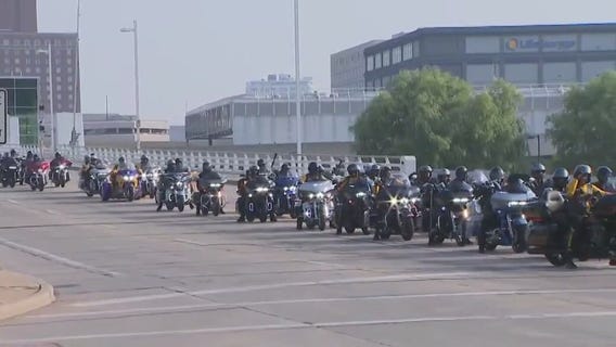 Riders rev up for the Harley-Davidson parade