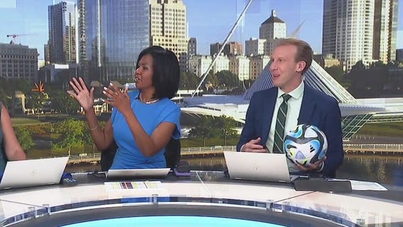 Kim Murphy throws a boomerang