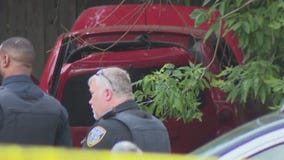 Milwaukee burned car, woman's body found