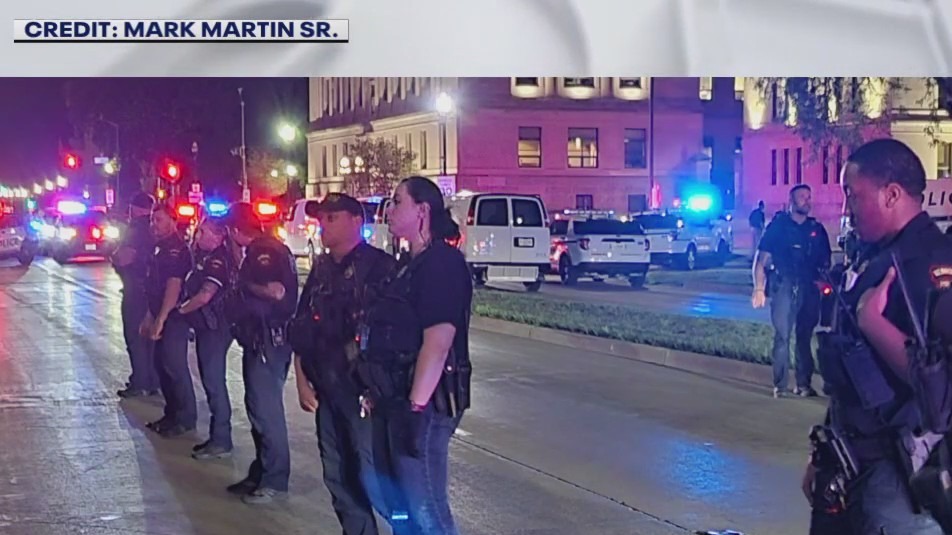 Pleasant Prairie prisoner transport, man dead