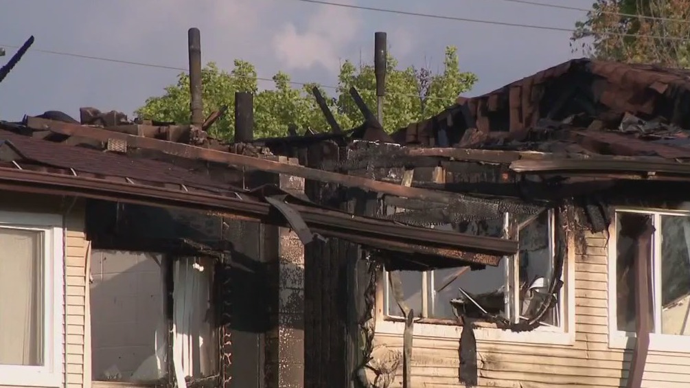 Milwaukee Sherman Gardens Apartments 3-alarm fire