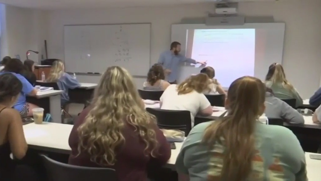 Federal student loan interest accrues again