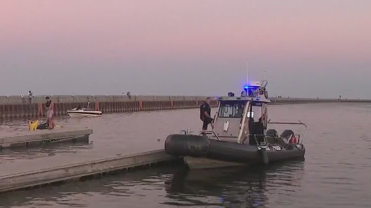 Milwaukee McKinley Marina water rescue