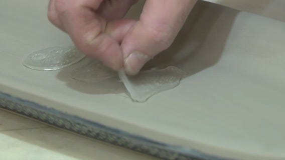 Learning how to sculpt at Art on Clay