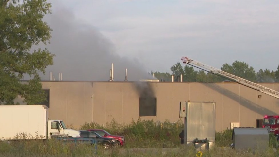 Milwaukee 2-alarm industrial fire
