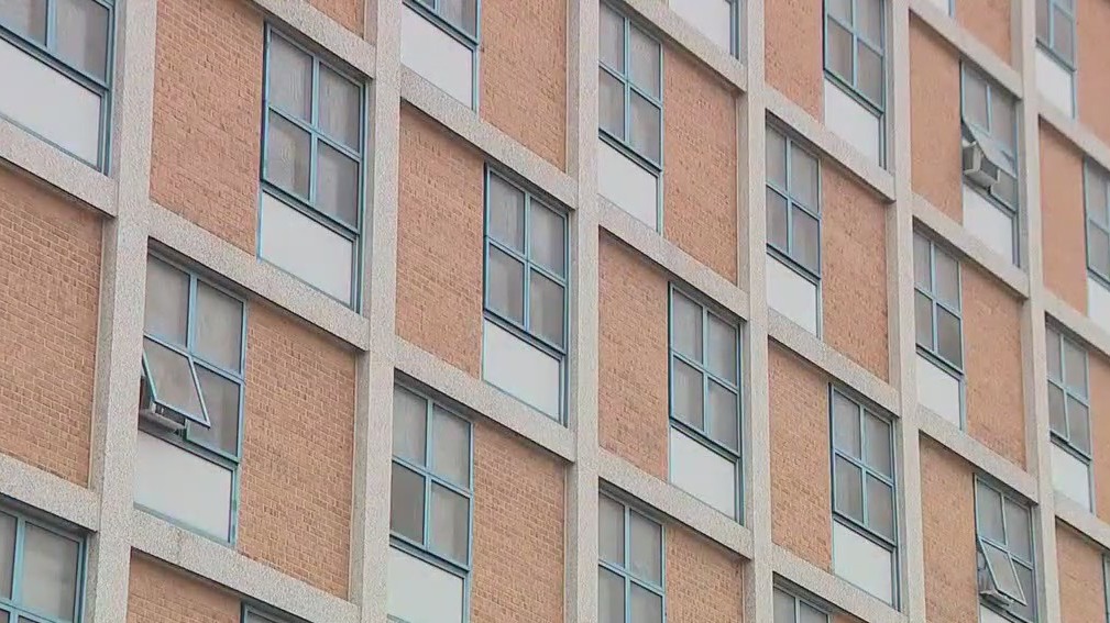 Milwaukee Housing Authority regulation vote