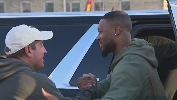 Damian Lillard welcomed to Milwaukee