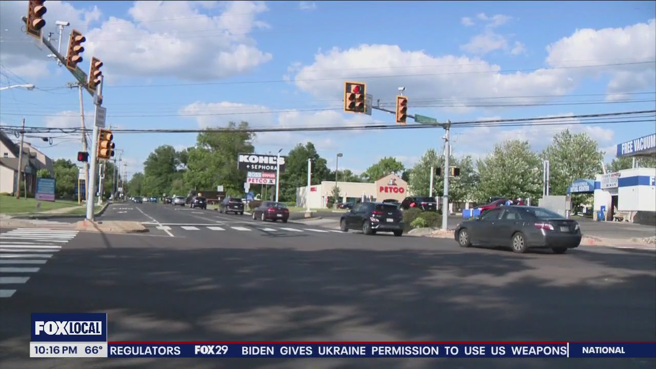 Red-light cameras to bring fines for 2 dangerous Bucks County intersections