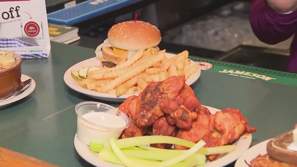 Coach's Pub and Grill food sampled