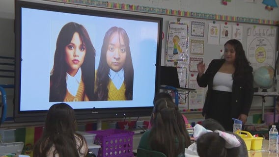 MPS teacher illustrates history with dress-up