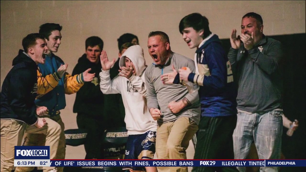 Sudden death of beloved Coach Tommy Ellis prompts balloon release at Sun Valley High School