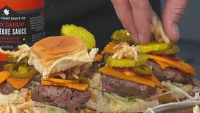 Making delicious hamburger sliders