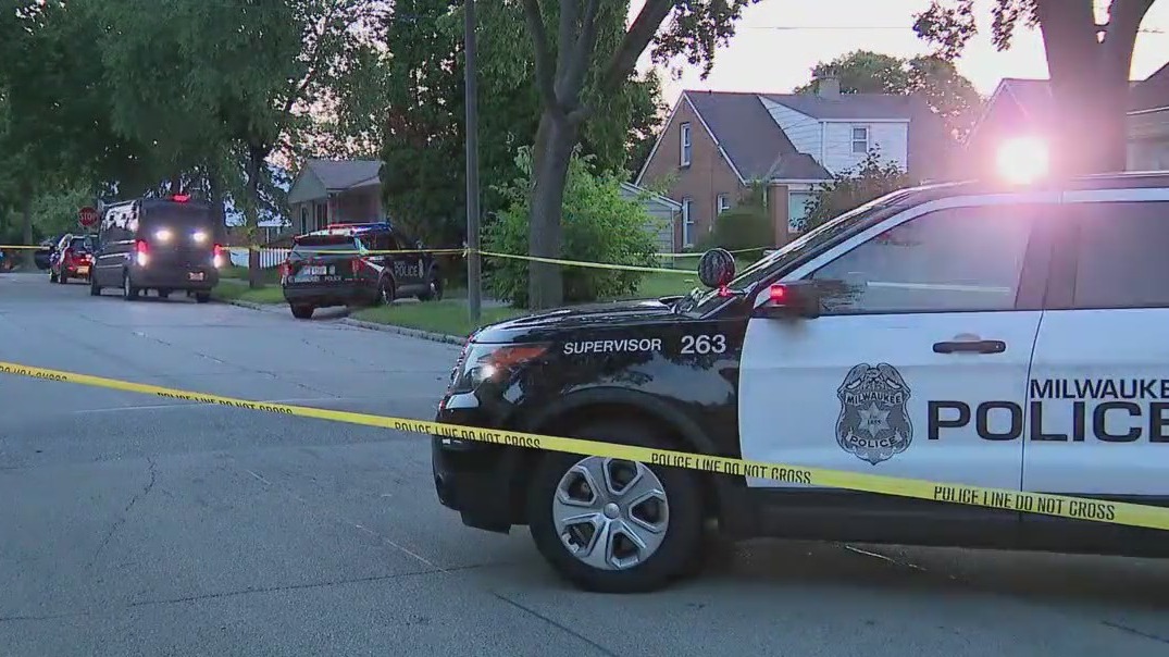 Milwaukee fatal shootings leave 2 men dead | FOX6 Milwaukee