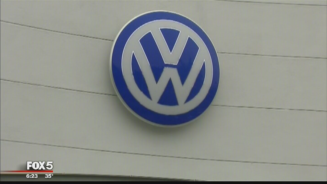 FOX Business Beat: Volkswagen logo change; Target debuts drive-through