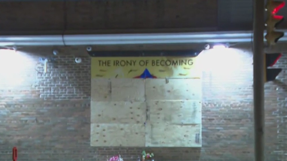 Controversial Milwaukee mural boarded up