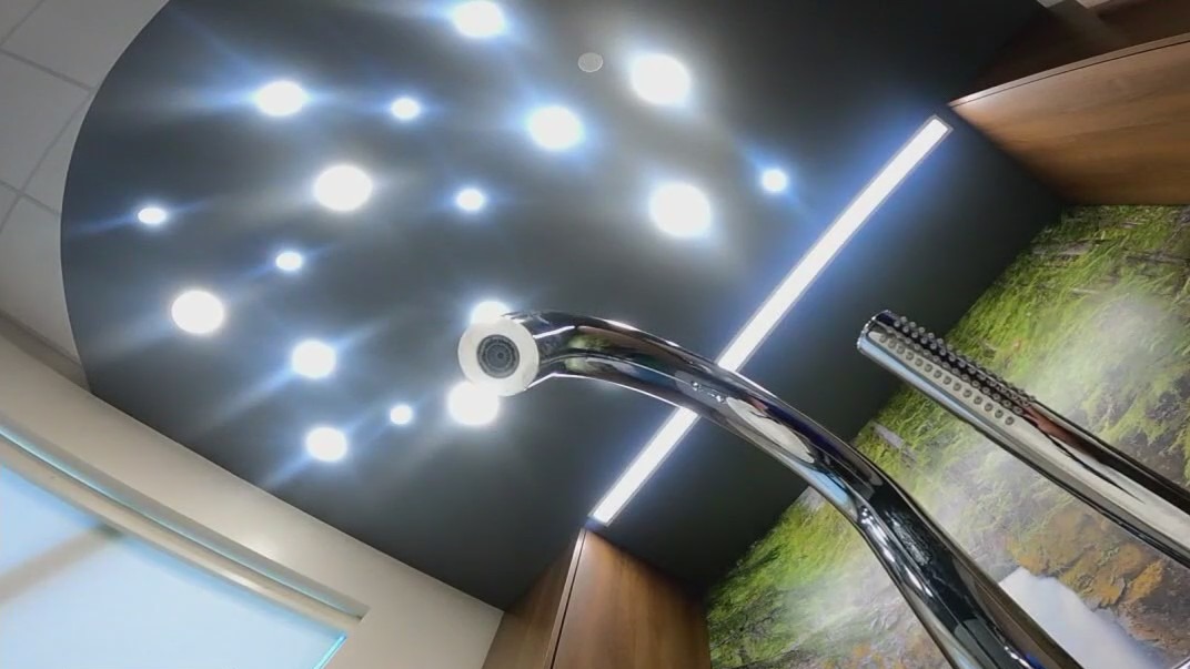 Milwaukee hospital's new water birth suite