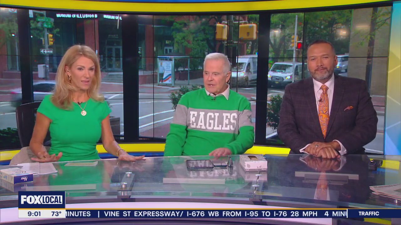 Mike Jerrick gets waxed (again) to bring the Eagles good luck