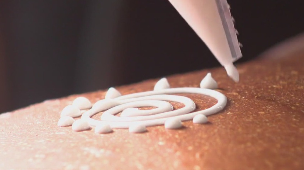 Milwaukee bakery celebrates D?a de los Muertos