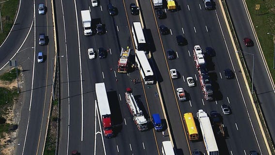 Beltway crash involving 3 buses in Montgomery County snarls traffic