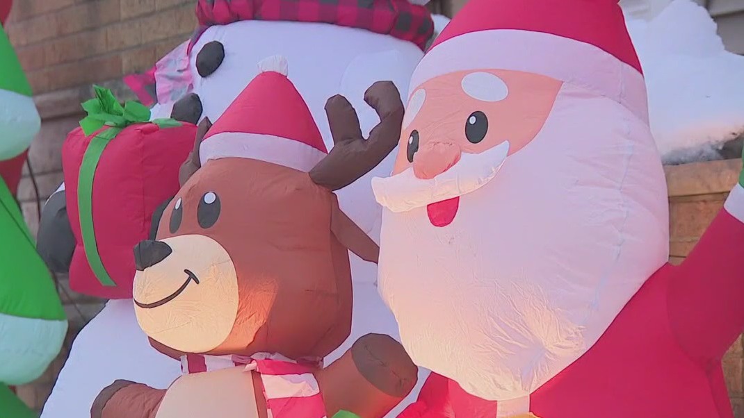 Christmas decorations stolen in Milwaukee