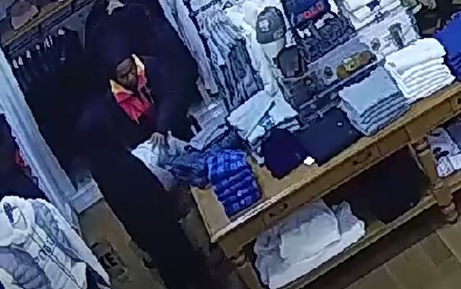 Thieves make off with nearly $2k in stolen merchandise from NJ outlets