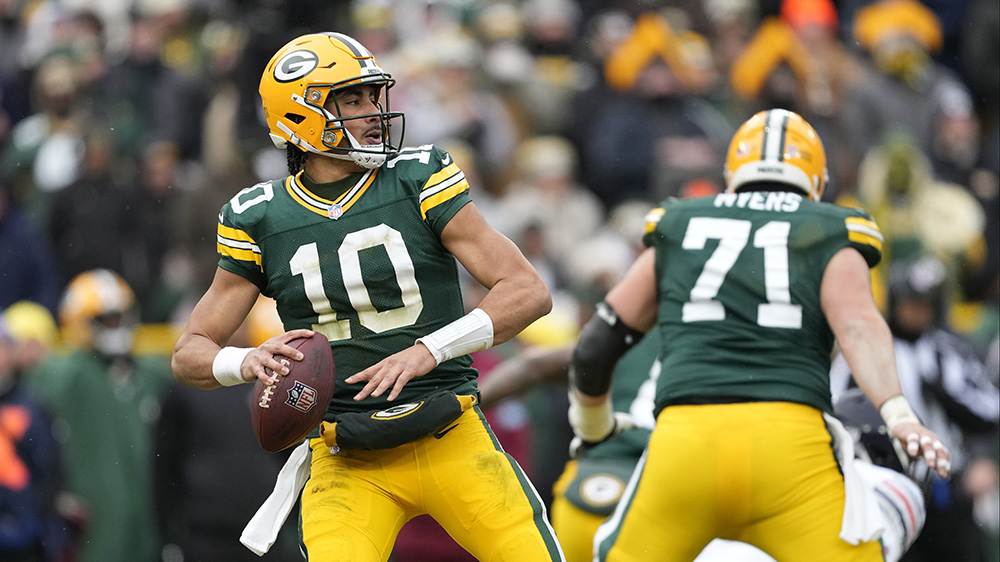 Packers prep for Eagles after Bears loss