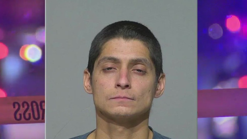 Milwaukee man kills sister, injures parents