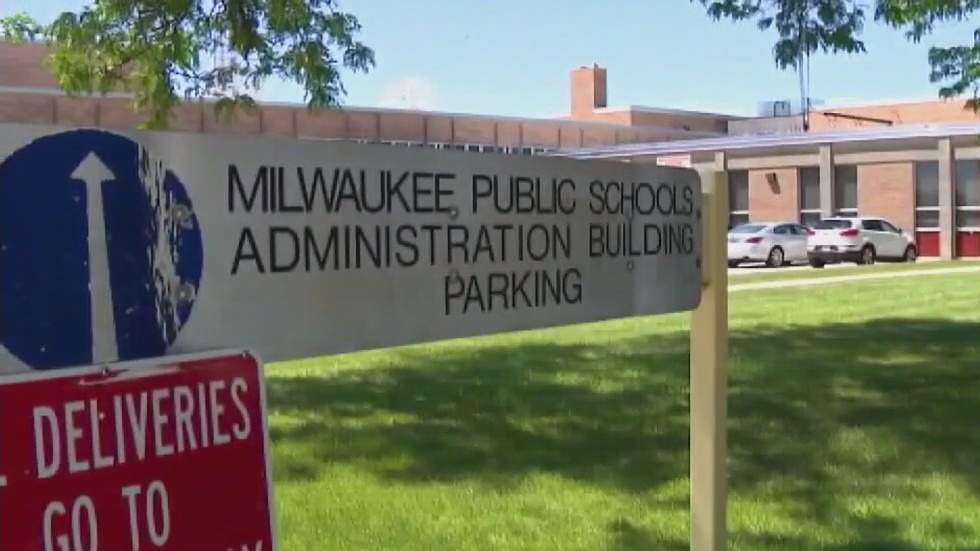 MPS, city debate paying for school resource officers