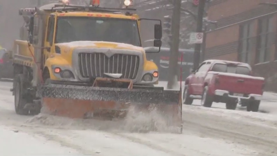 Milwaukee snow, ice operations