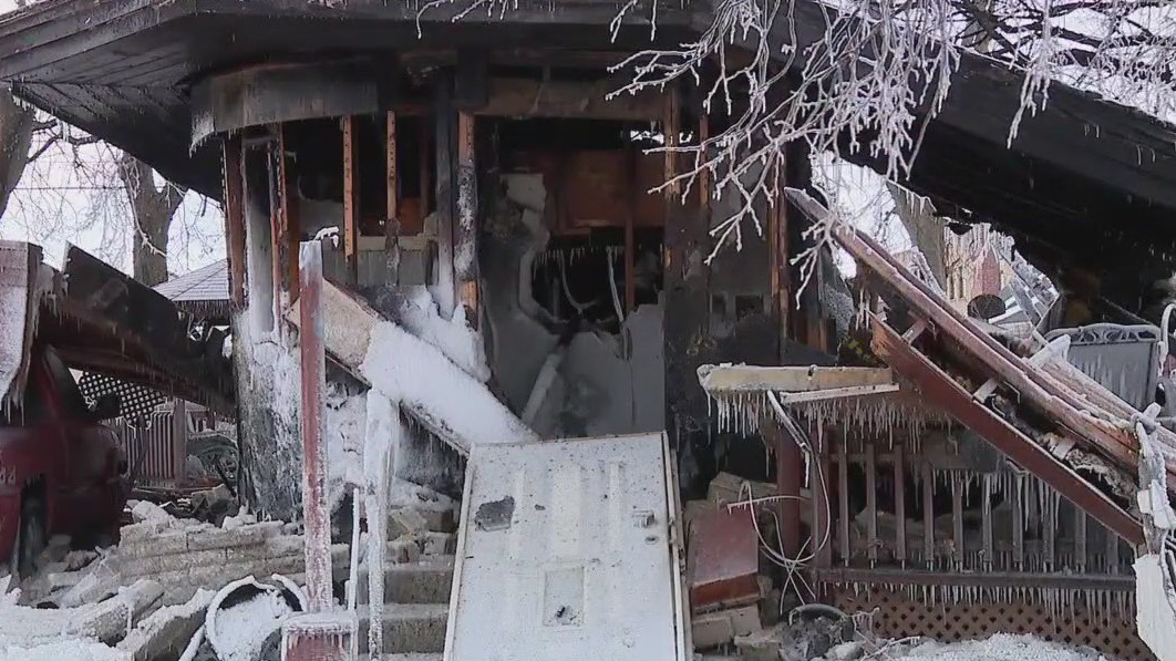 2 injured in Racine explosion, house fire