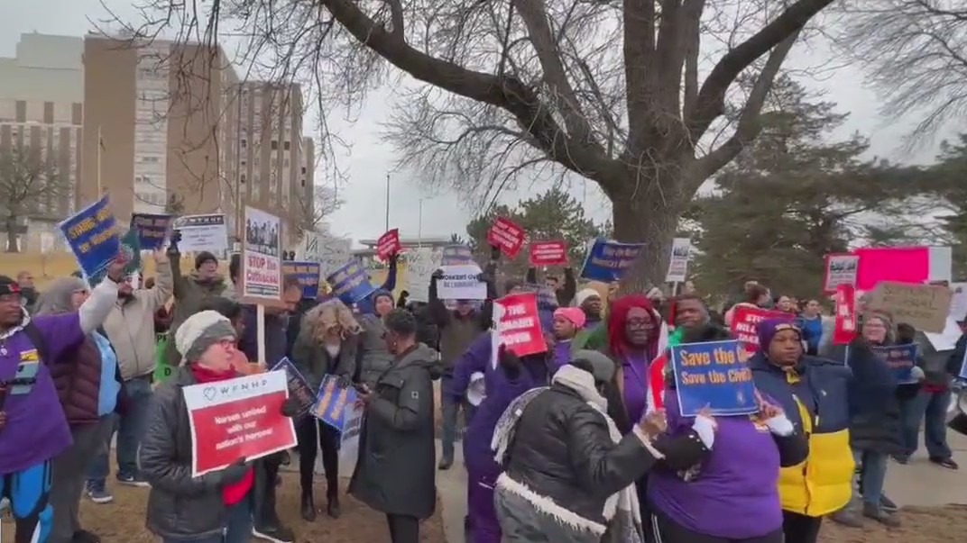 Milwaukee VA protest against job cuts