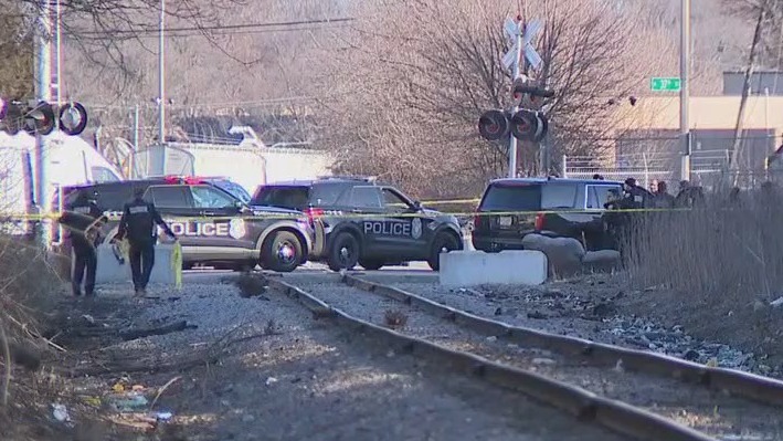 Milwaukee police shooting; 1 dead, 1 arrested