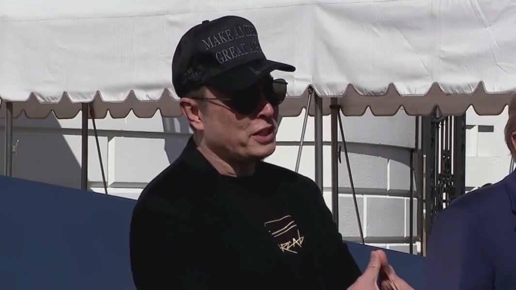 Lawsuit to block Musk's big-money offer